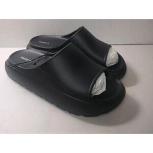 New~Women's Forever 21 Black Slides Size 8